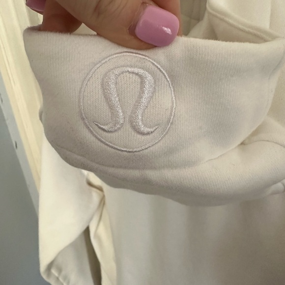 Lululemon Scuba Hoodie - Picture 3 of 5